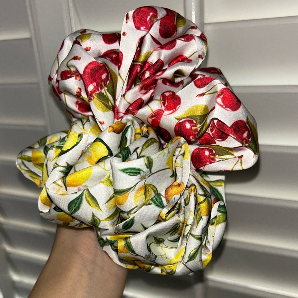 🩷FIRM PRICE🩷 Giant 2 Cherry and Lemon Print Scrunchies